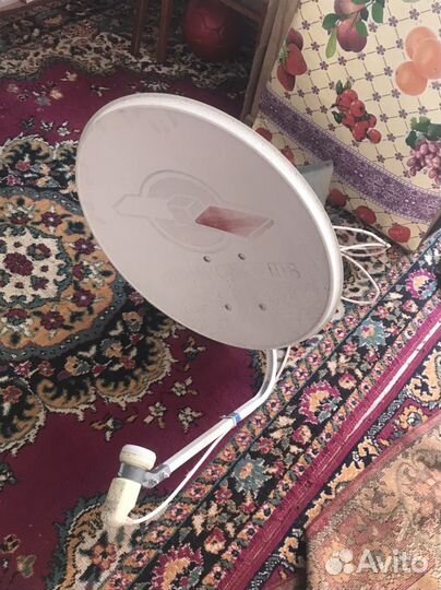 Антенна спутниковая