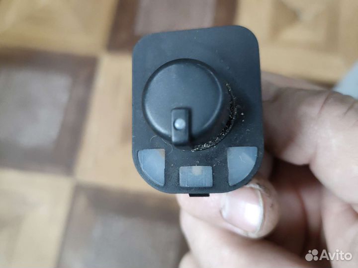 Ауди а4 в7 кнопка регулировки зеркала