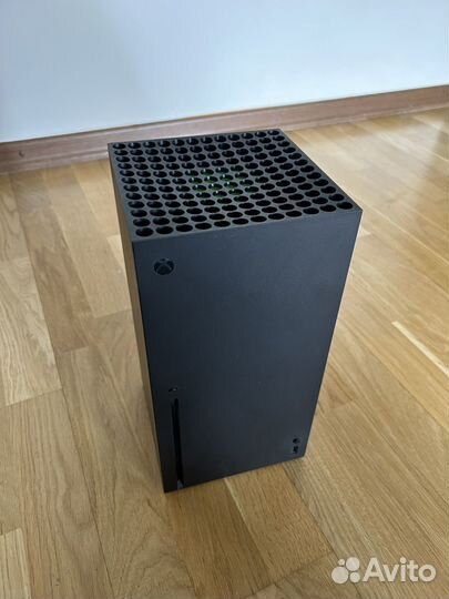 Xbox series x + 2 геймпада