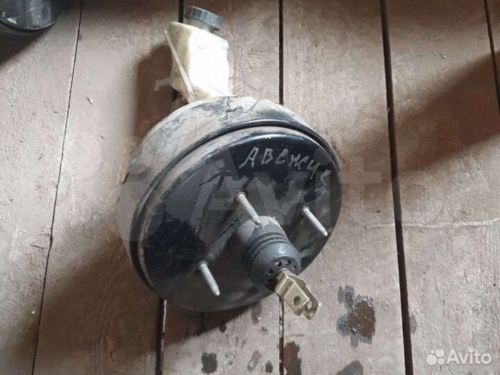 Вакуумный усилитель Toyota Avensis