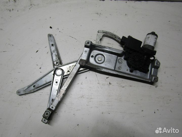 Стеклоподъемник электрический передней двери Прав