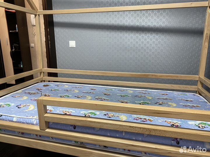 Детская кровать домик с матрасом