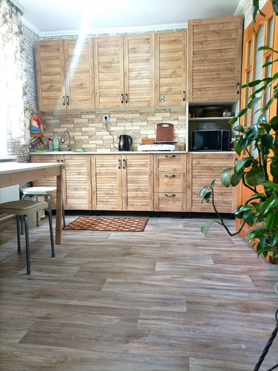 Дом 30 м² на участке 6 сот.