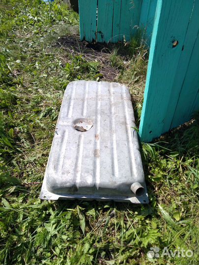 Топливный бак