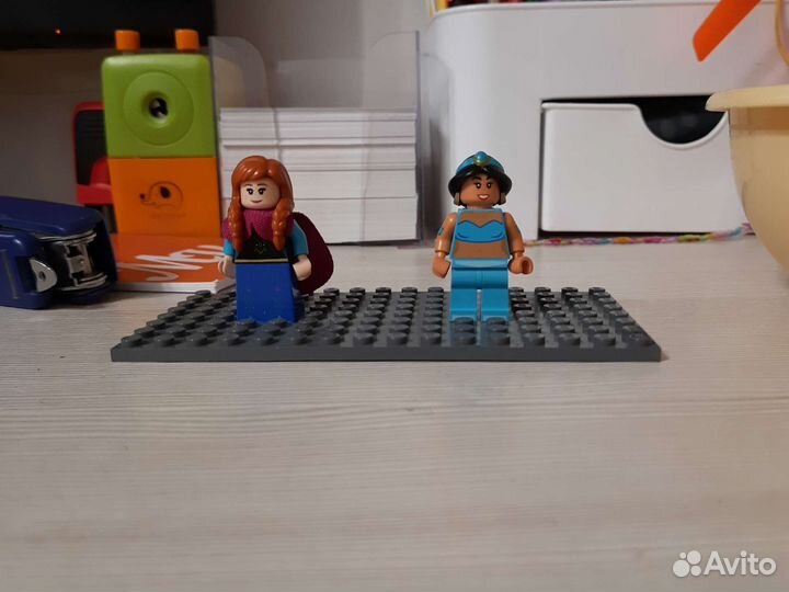 Lego минифигурки