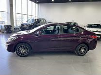 Hyundai Solaris 1.4 AT, 2012, 121 000 км, с пробегом, цена 999 000 руб.