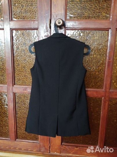 Жилетка женская 42