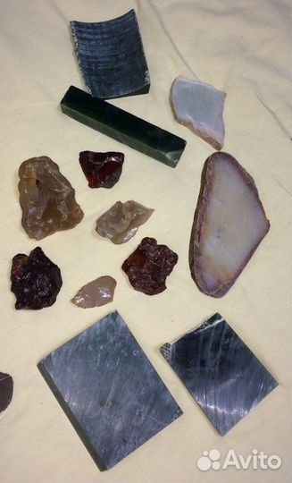 Натуральные камни и минералы