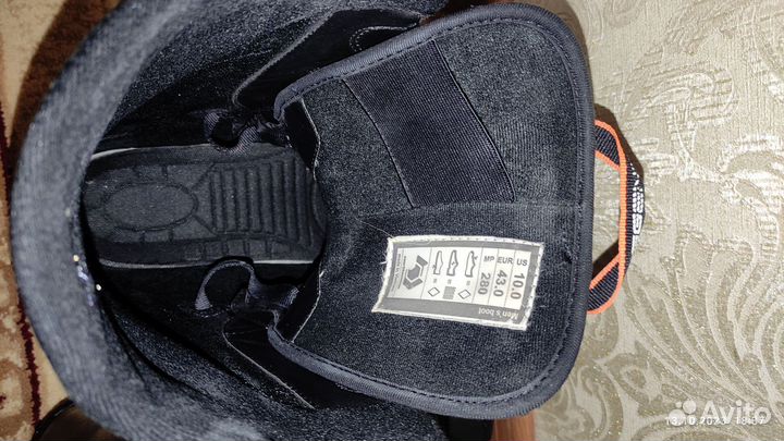 Сноубордические ботинки 43