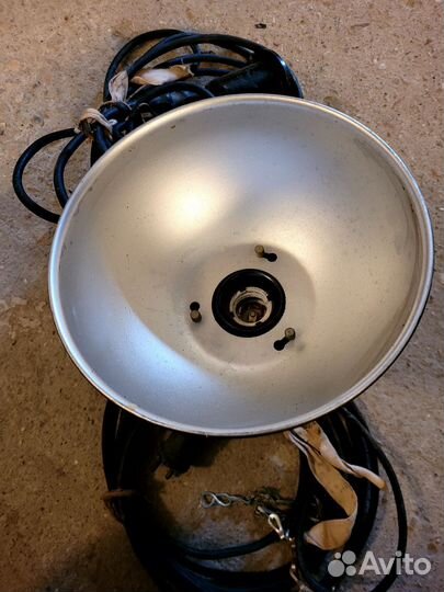 Светильник подвесной,промышленный 4 шт