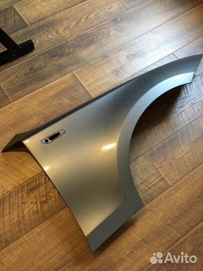 Крыло переднее правое BMW E87