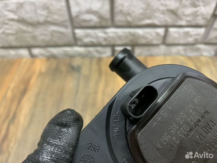 Skoda Octavia A7 Насос (помпа) электрический