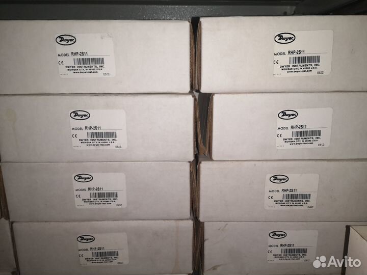 Датчик температуры и влажности Dwyer RHP-2S11
