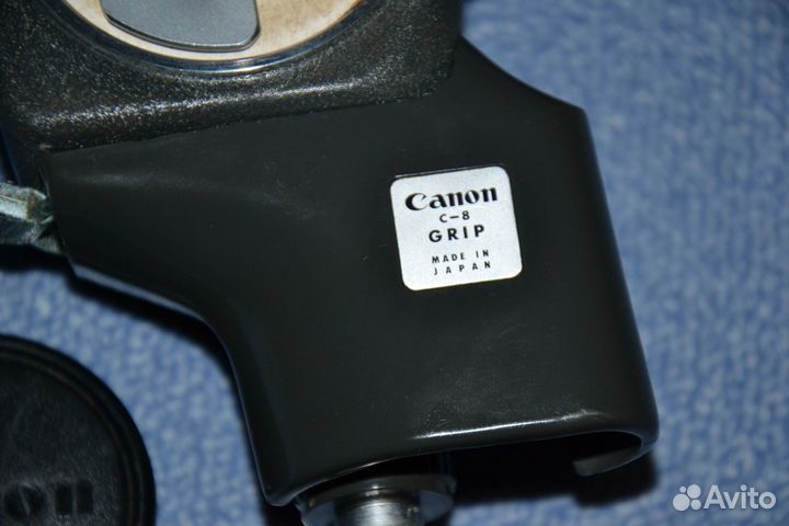 Кинокамера Canon C-8 Grip