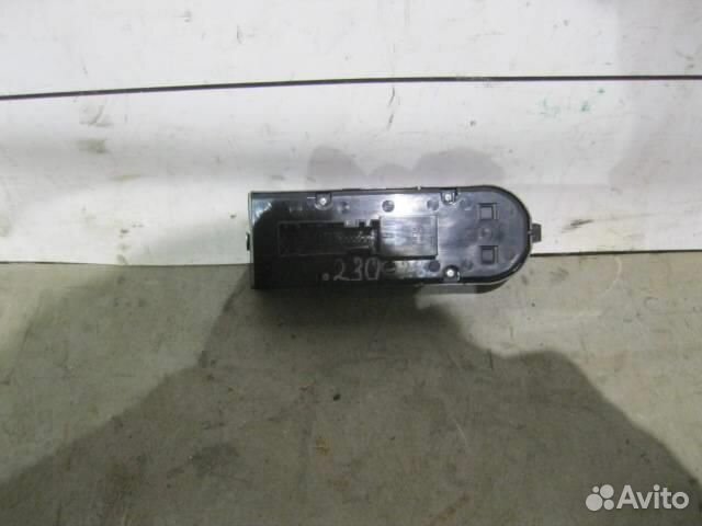 Блок управления стеклоподъемниками от Opel Zafira