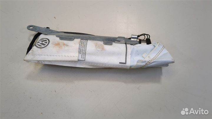 Подушка безопасности в сиденье Volkswagen Passat 7