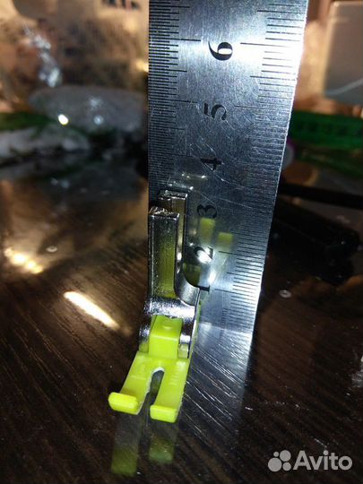 Лапка для швейной машины