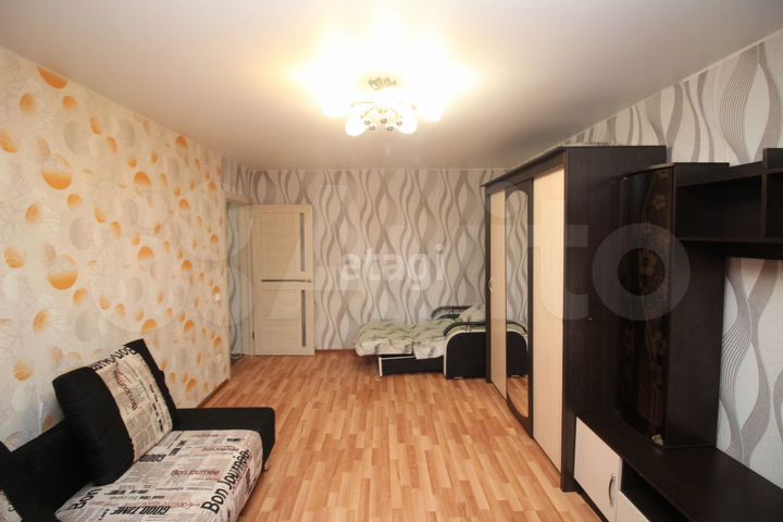 1-к. квартира, 42 м², 1/12 эт.