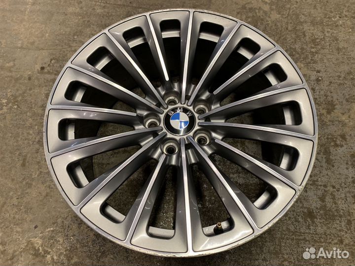 Передний диск BMW 7 F01 r19 252 style оригинал