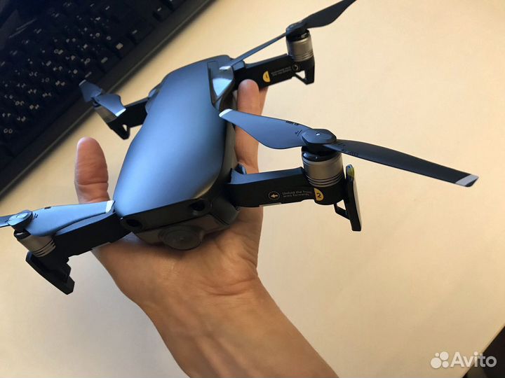 Квадрокоптер DJI Mavic Air Fly More Combo