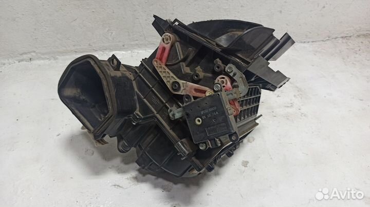 Мотор печки Nissan Primera P12 (2002-2007г)