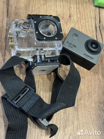 Экшн камера Digma diCam150