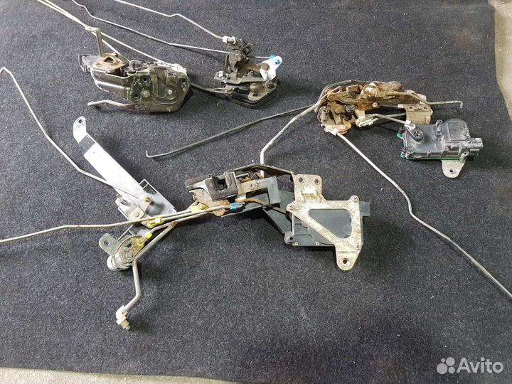 Замок двери задний Hyundai accent