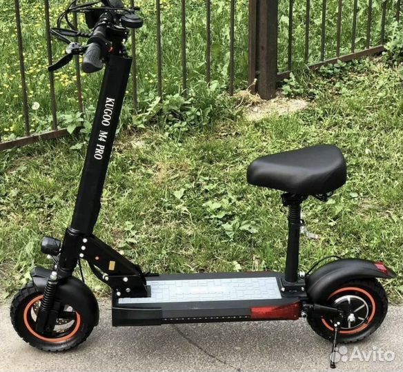 Электросамокат с сиденьем