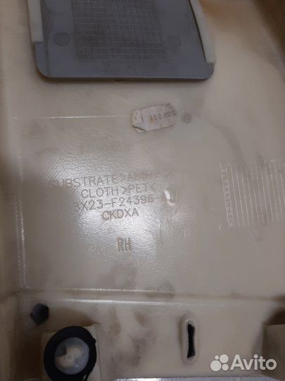 Накладка на стойку внутренняя правая Jaguar Xf