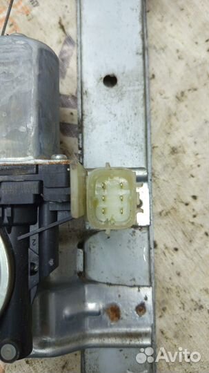 Стеклоподъемник пп Nissan X-Trail T32