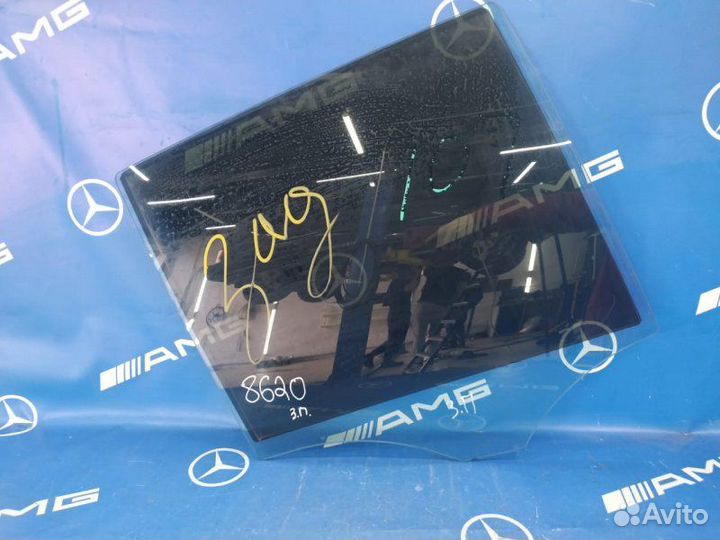 Стекло двери заднее правое Mercedes Ml 500 W164