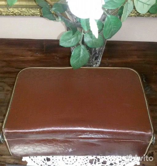 Женский чемодан