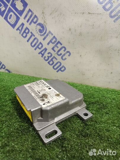 Блок управления подушками безопасности (SRS)