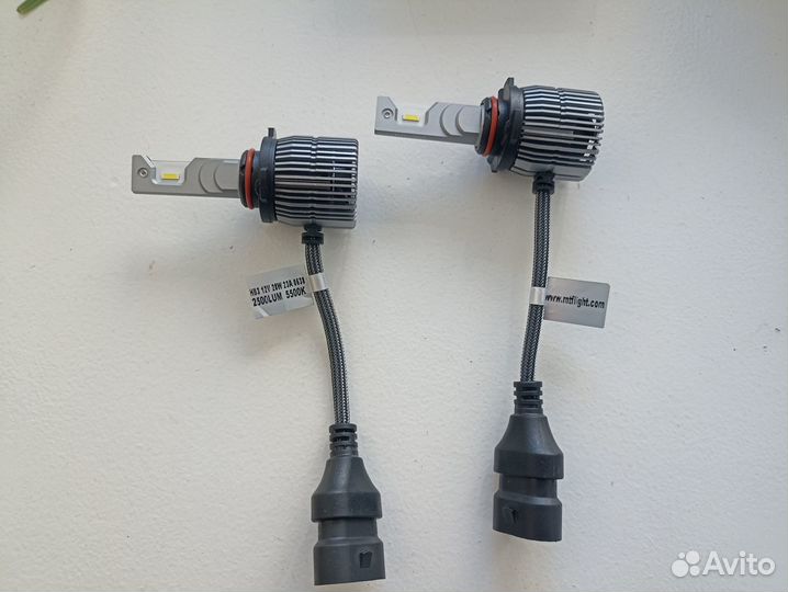 Автолампа светодиодная цоколь нв3 9005