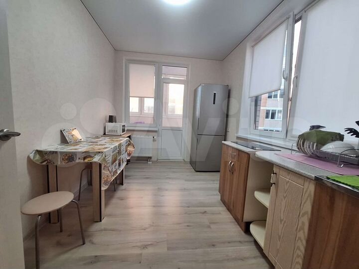 2-к. квартира, 68 м², 7/14 эт.