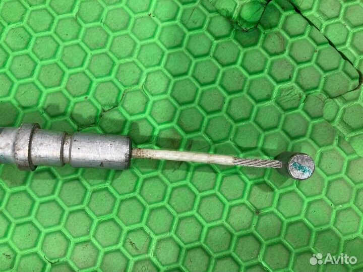 Трос ручника левый Acura Mdx YD2 J37A1 2008