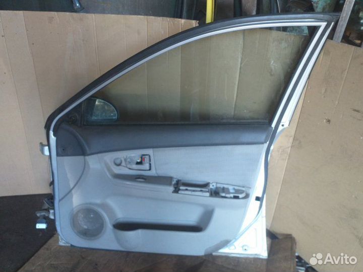 Дверь передняя правая Kia Cerato LD 2007