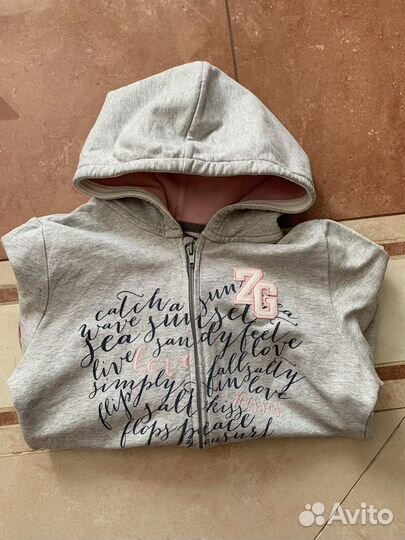 Кофта на молнии для девочки