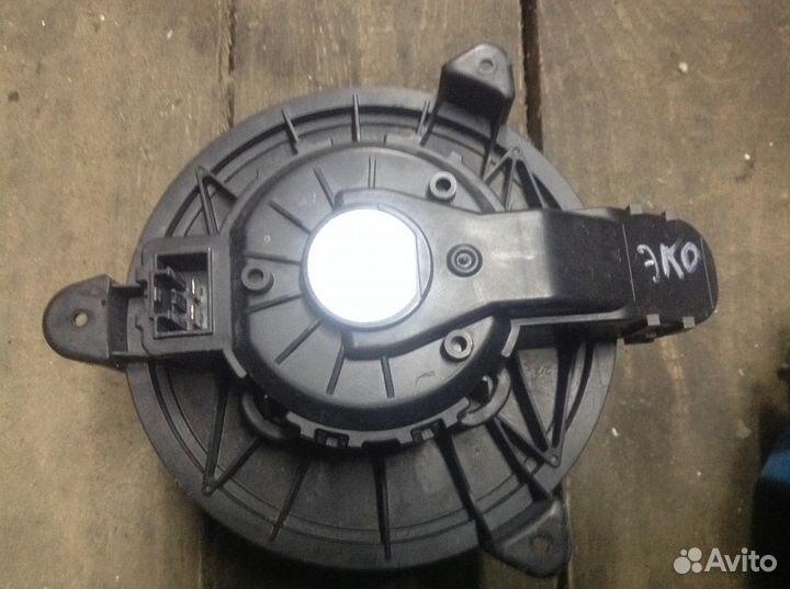 Мотор печки форд Экоспорт Ford Ecosport