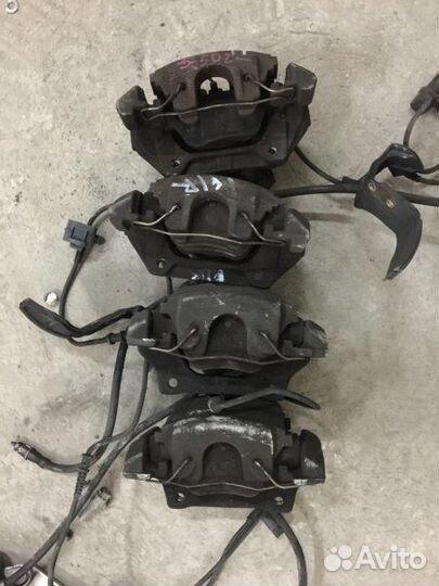 Суппорт передний правый Mercedes E-Class W210