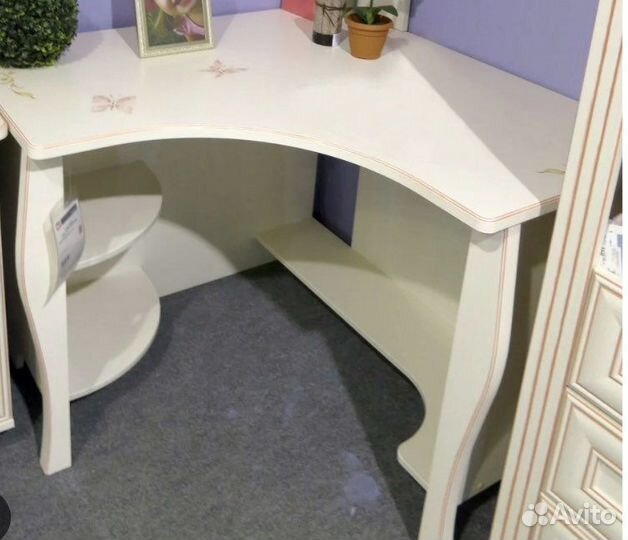 Стол компьютерный Алиса и кресло для принцессы