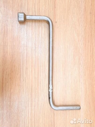 Ключ баллонный BMW Е39 Е46 Е38 Е36 Е34