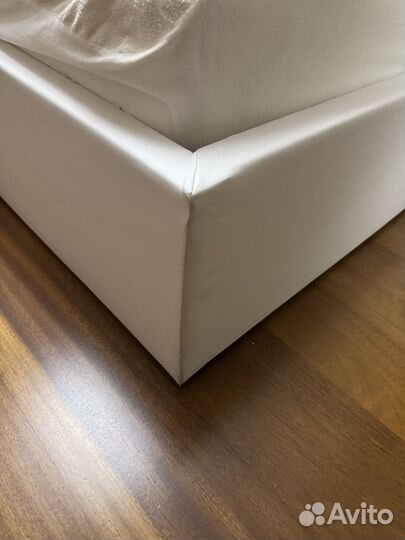 Кровать с матрасом 160 на 200 б/у самовызов