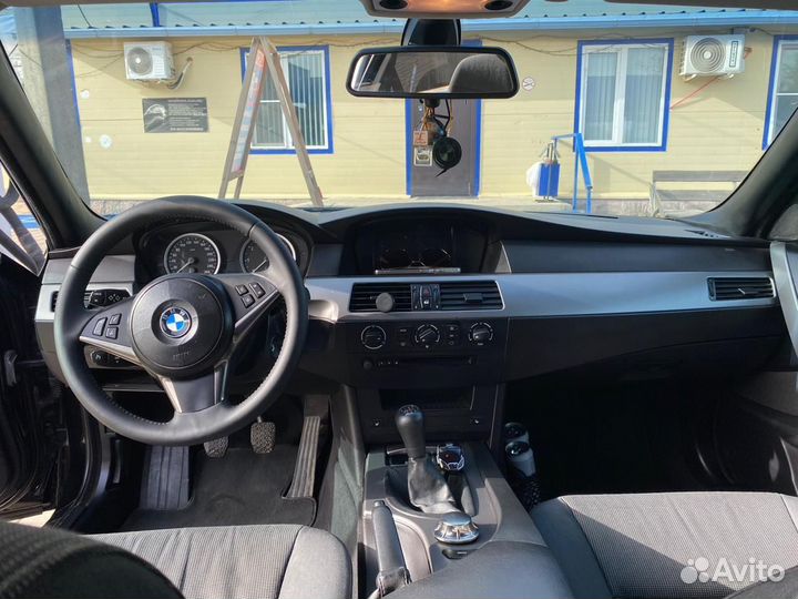 BMW 5 серия 2.2 МТ, 2004, 270 000 км
