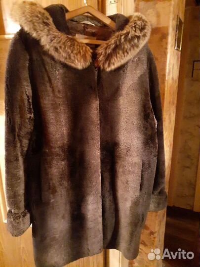Женская шуба мутон