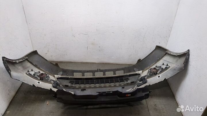 Бампер передний Ford Kuga, 2009