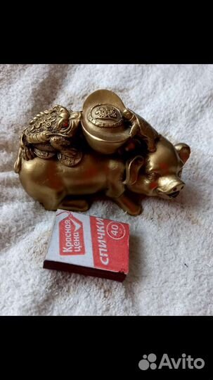 Статуэтка Буддийская свинка