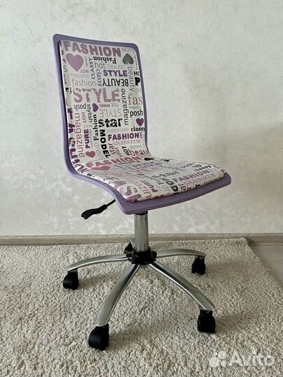 Детский стул на колесиках Hoff