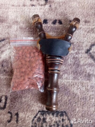 Рогатка деревянная + шарики (100 штук )