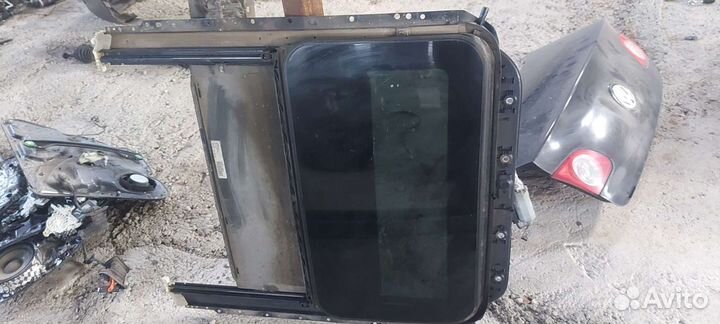 Люк на Volkswagen Passat B6